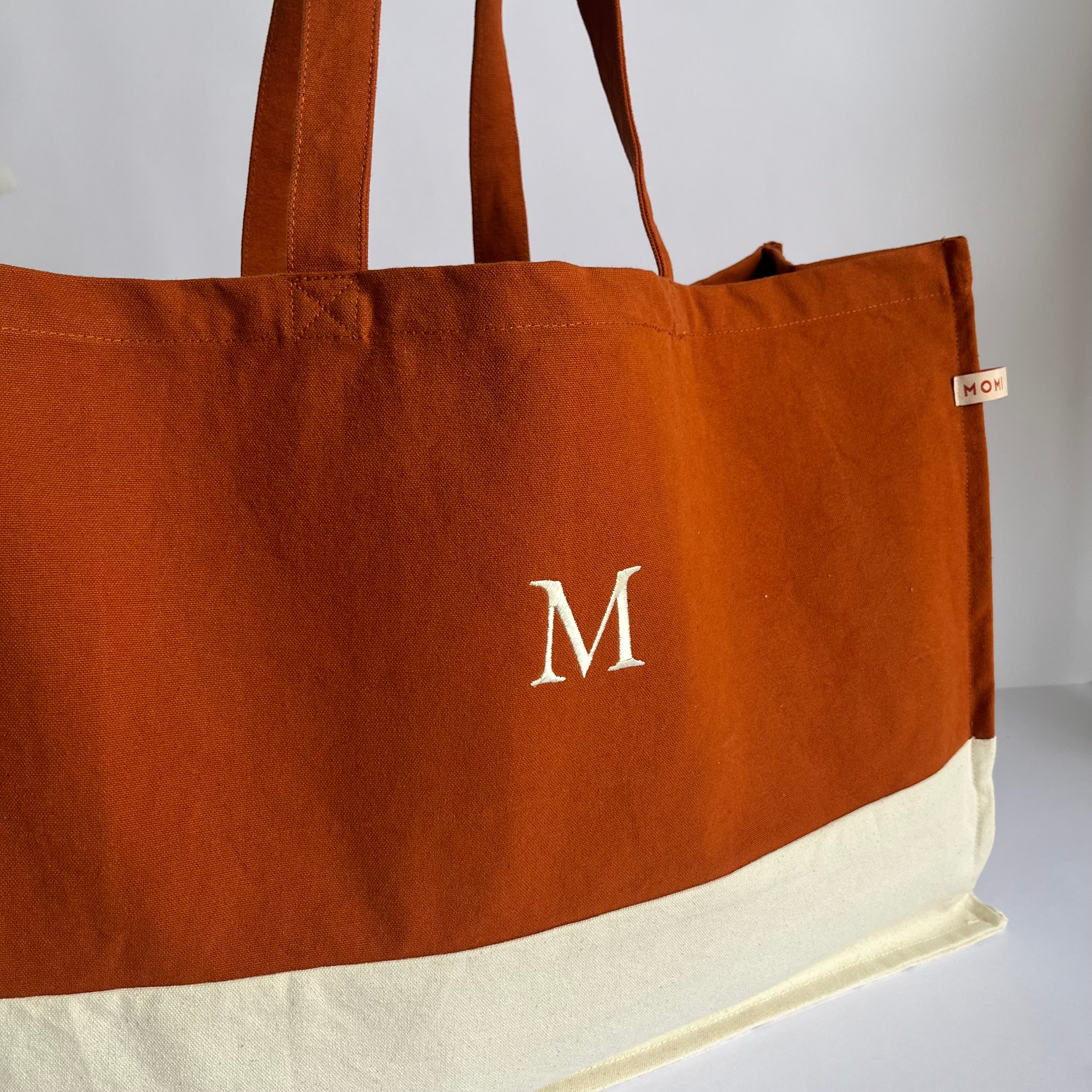CONTRAST BAG