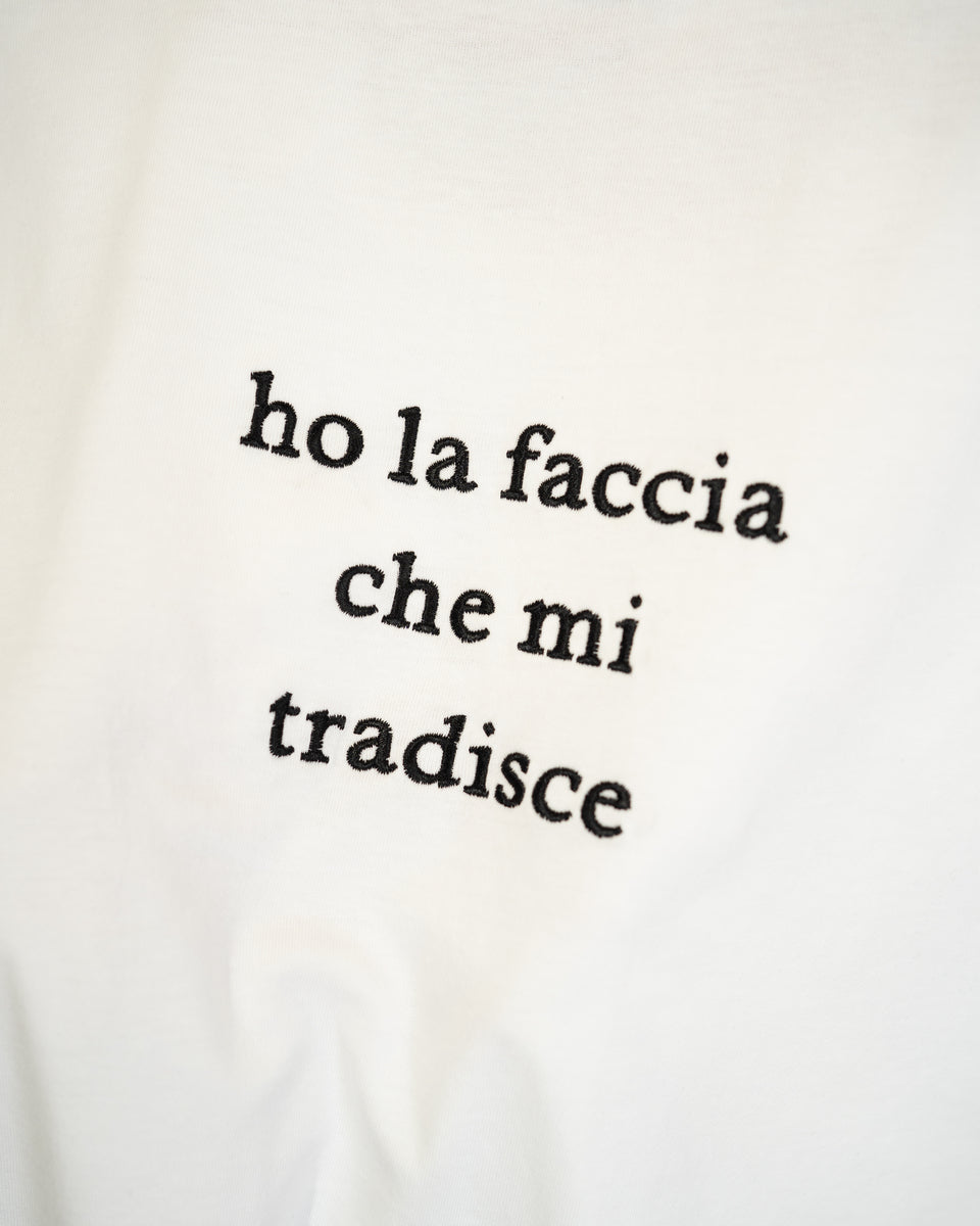 FACCIA CHE MI TRADISCE