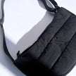BORSA A TRACOLLA TRAPUNTATA